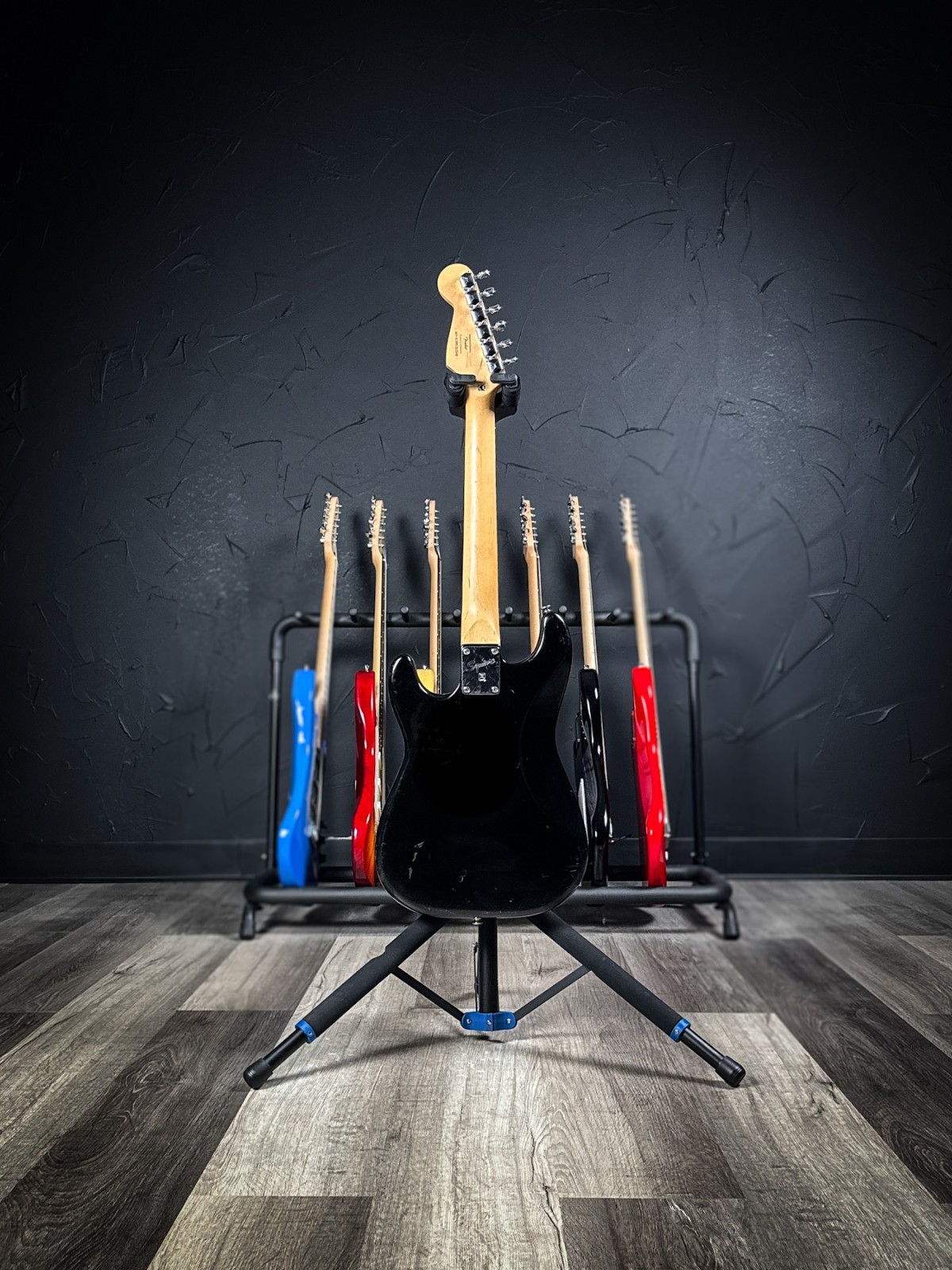 Squier Mini Stratocaster SSS – Black