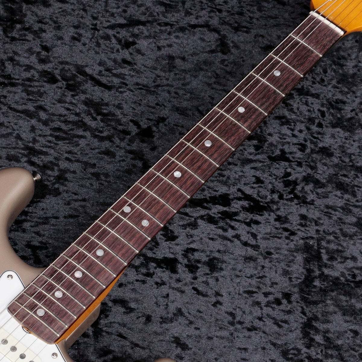 Fender American Vintage II 1965 Stratocaster Round-Lam Rosewood Shoreline Gold
