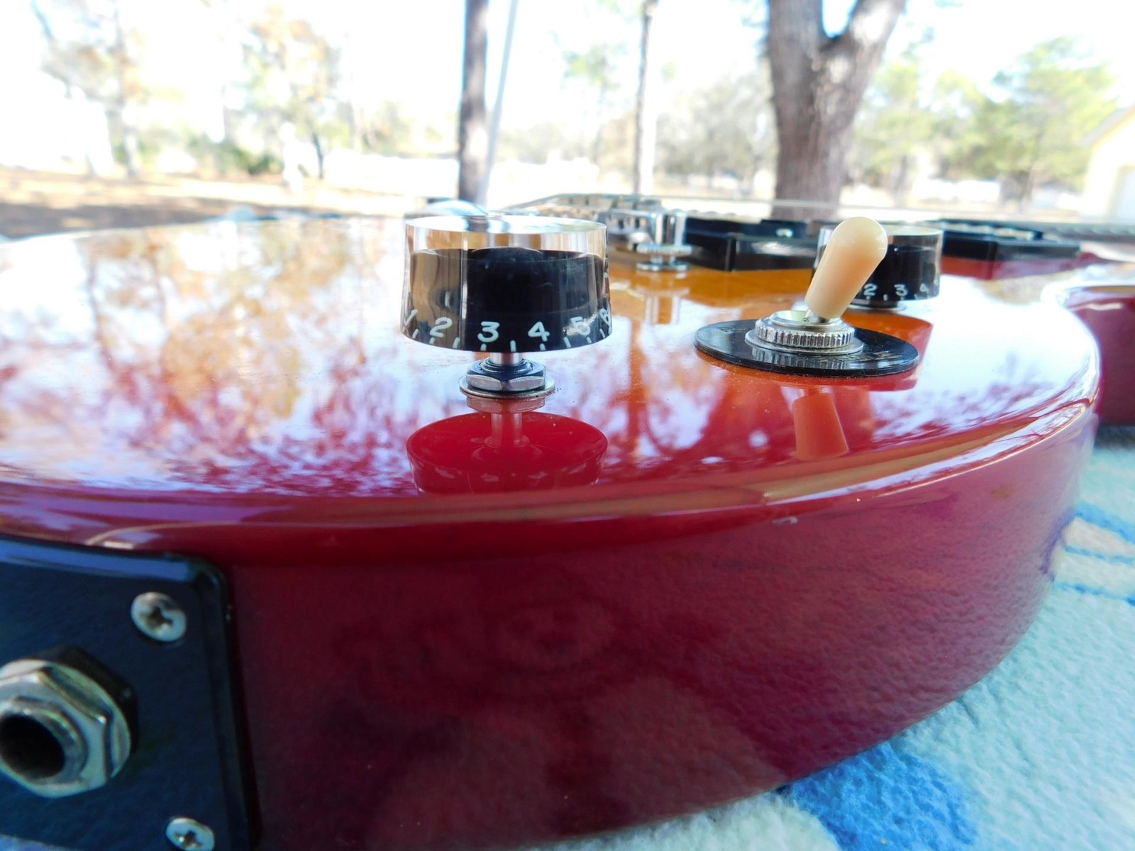 Epiphone LP Special , Hot Zebra Pickups, Coil Splitting ,Better Tuners, Nice