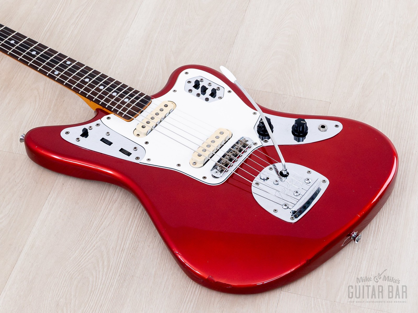 1999 Fender Jaguar ’62 Vintage Reissue JG66-85 Candy Apple Red + Headstock, CIJ