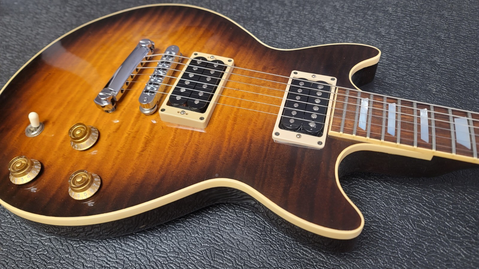 2004 Heritage H-170CM OSB Original SunBurst, Seymour Duncan and Gibson Pickups