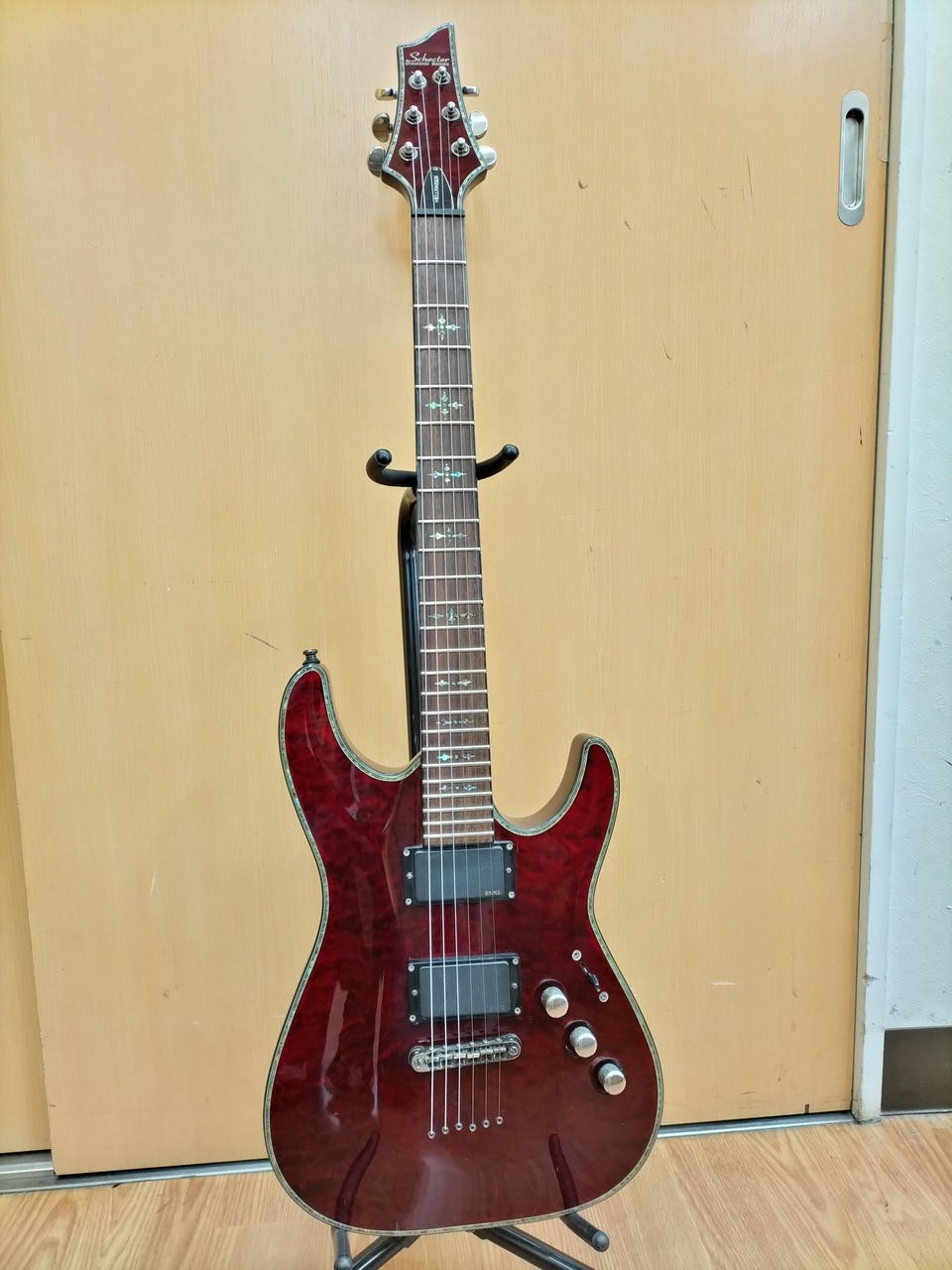 SCHECTER DIAMOND SERIES AD-C1-HR Electric Guitar