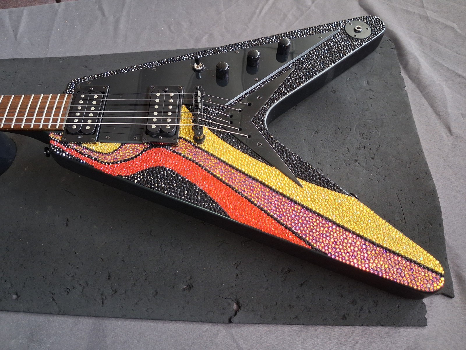 Epiphone Goth ’58 Flying V 2004 Precious Rebels Dunbar MIK W/OHC *FREE SHIPPING*