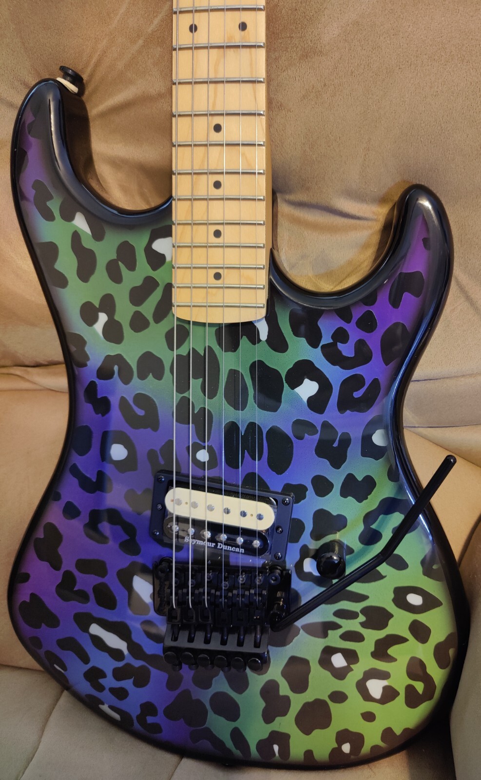 Kramer Baretta, Custom Graphics, ‘Feral Cat’ Rainbow Leopard BRAND NEW w/Gig Bag