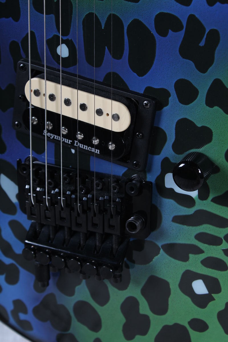 Kramer Baretta “Feral Cat” Electric Guitar Rainbow Leopard with Gig Bag