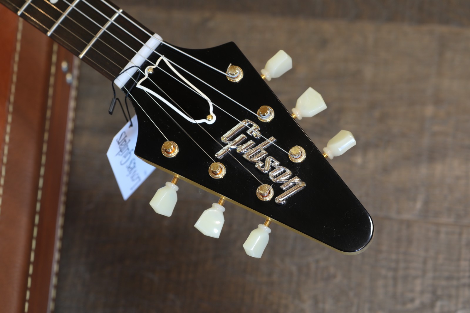 Minty! 2024 Gibson Custom Shop ’58 Korina Flying V Guitar Natural + COA OHSC
