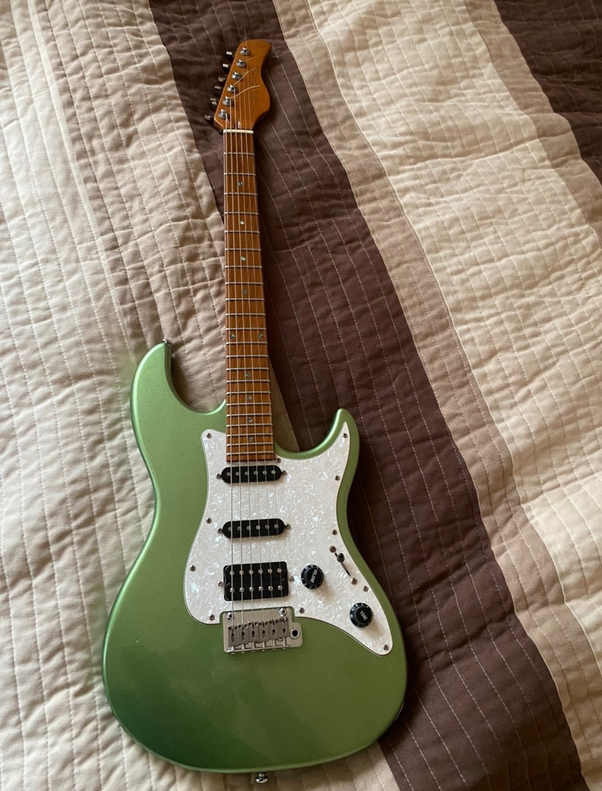 Sire Larry Carlton hss gitár
