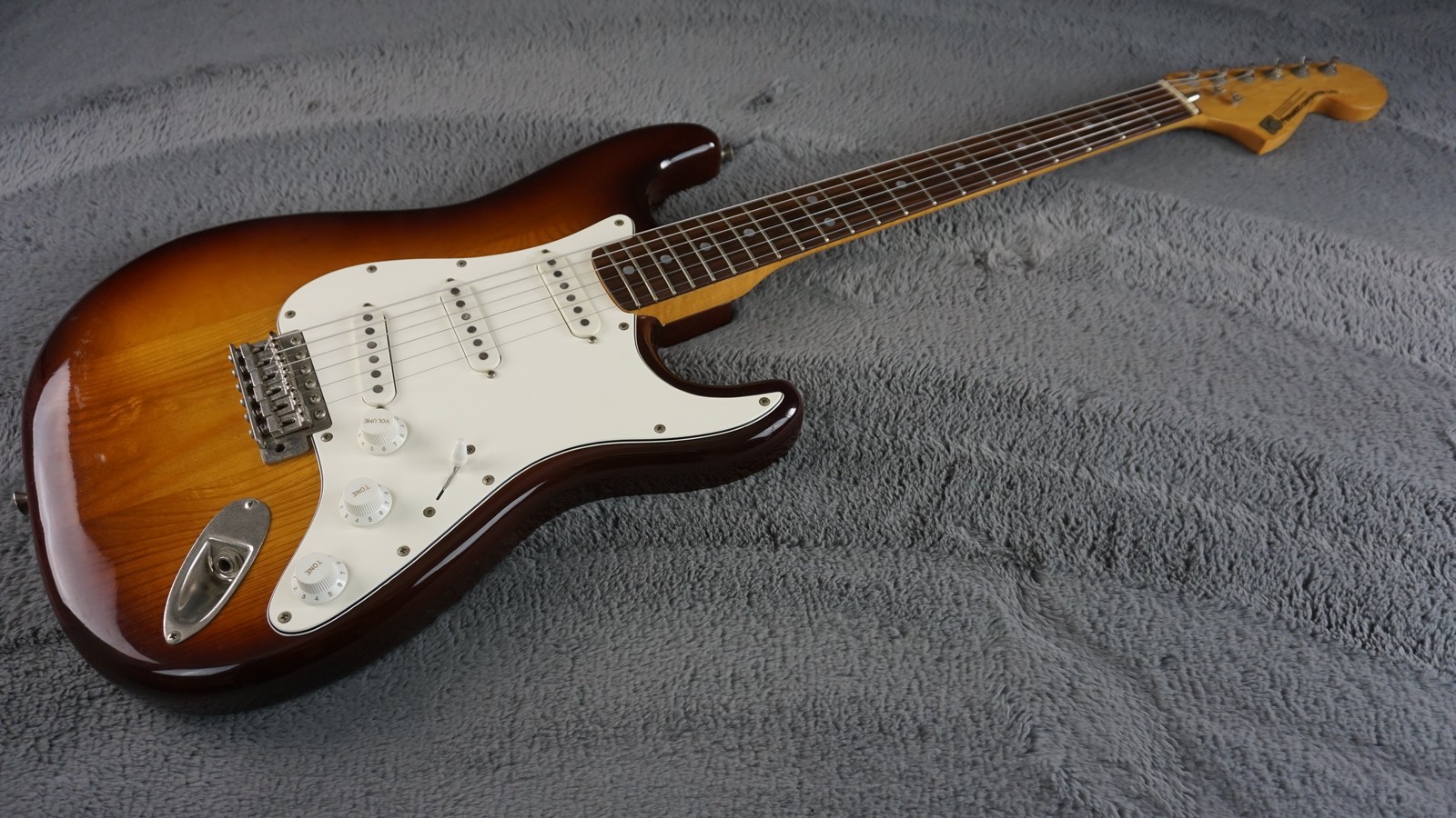 Fernandes S Style – Sunburst Japan