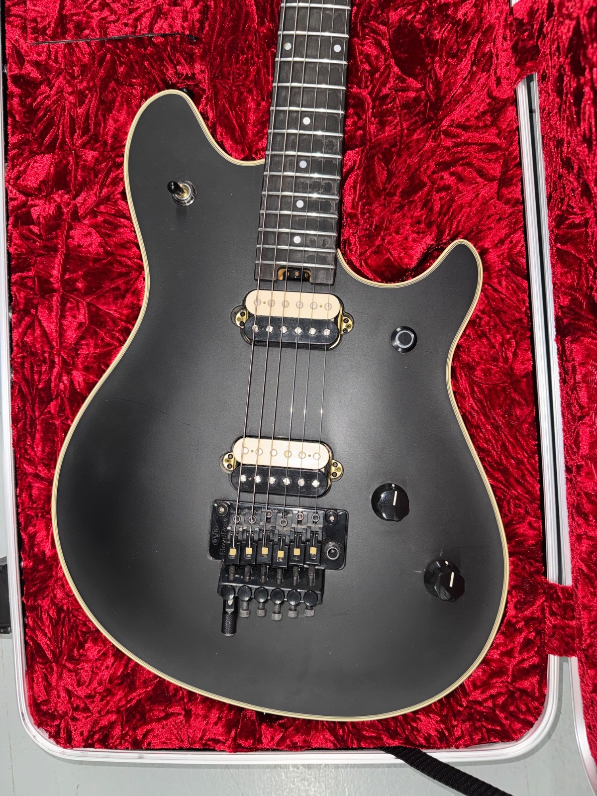 EVH Wolfgang USA Signature Black Stealth Satin / Ebony (Three Finish Cracks)
