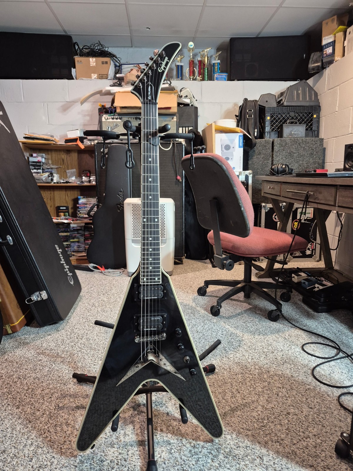 Epiphone Dave Mustaine V W/ Jim Dunlop Strap Locks Installed Electric Guitar