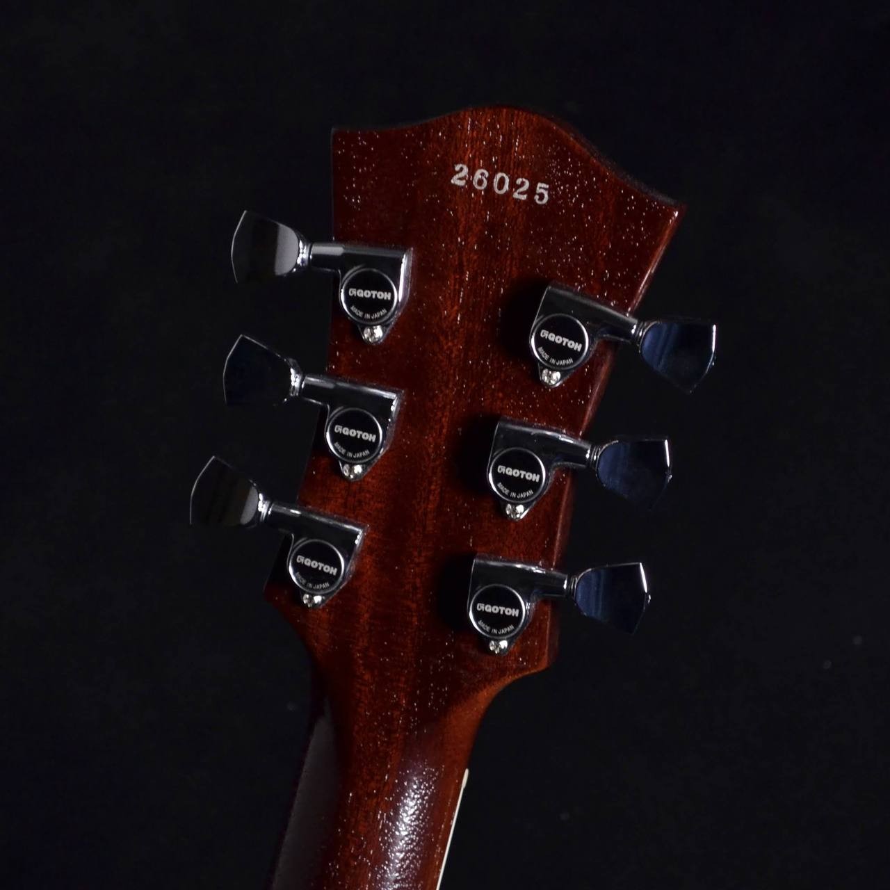 Bacchus Duke Year Horse 26 HH Bass Guitar Used 3.85kg