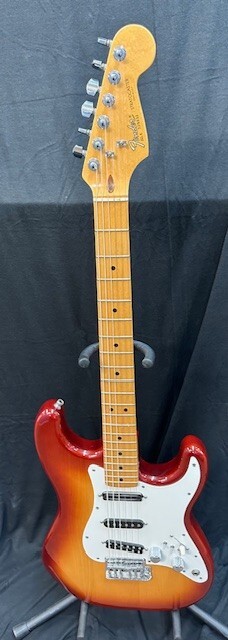 Fender Dan Smith Stratocaster 1983 – Sienna Sunburst Used – Excellent