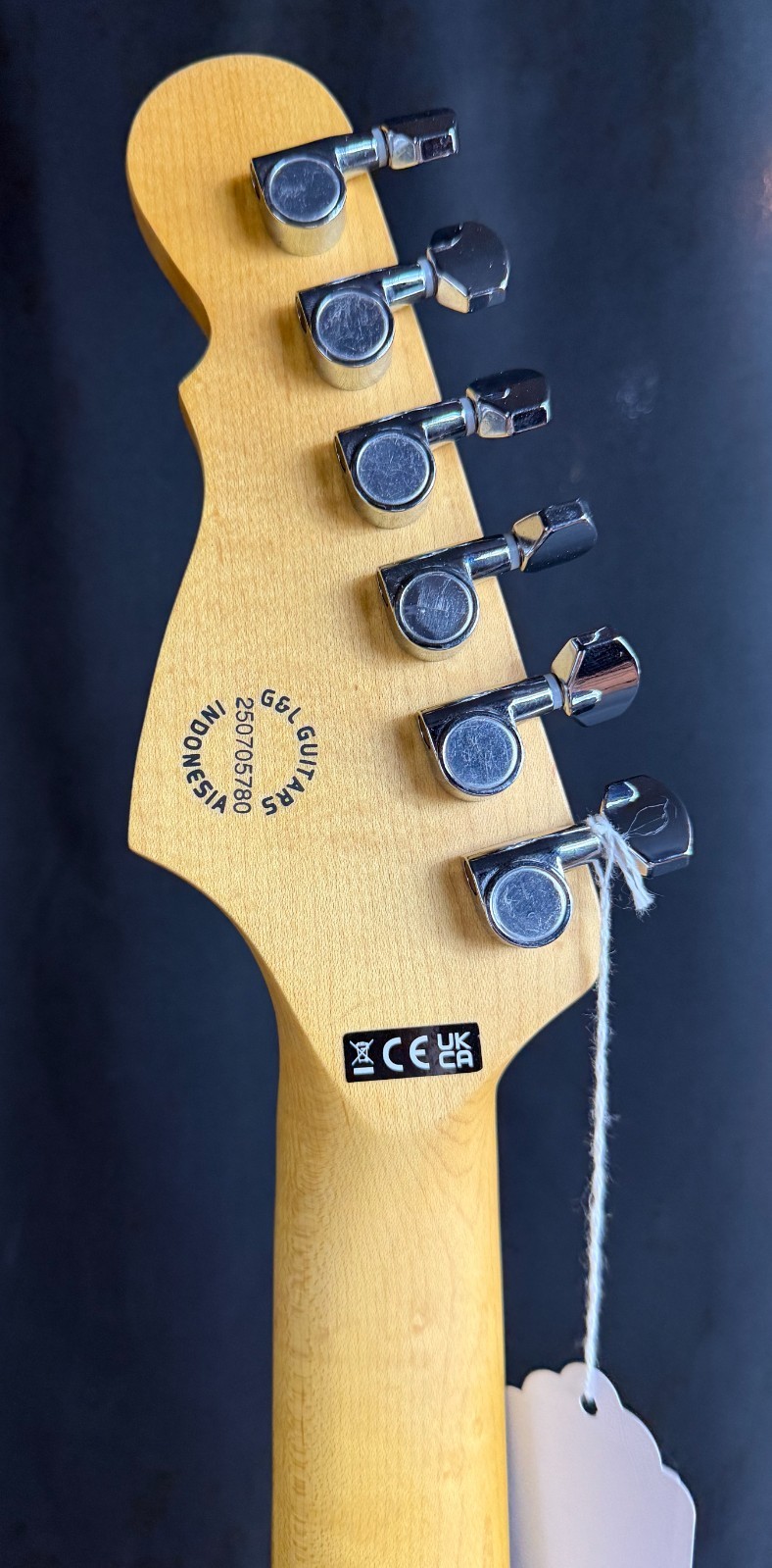 G&L Tribute Legacy Electric Guitar Olympic White Finish (780)