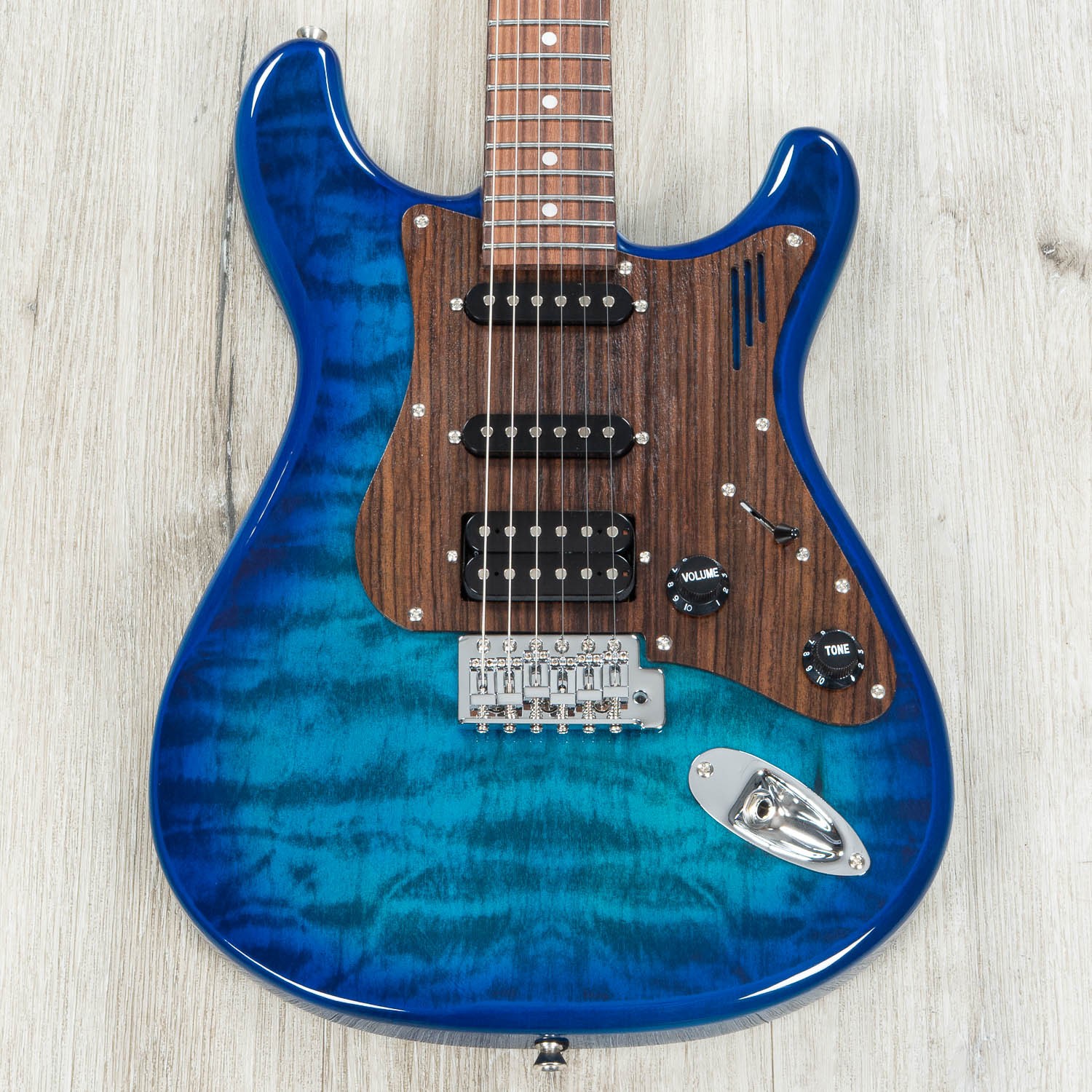 Magneto U-ONE Sonnet Modern US-2300 HSS Guitar, Rosewood, See Thru Blue Quilt