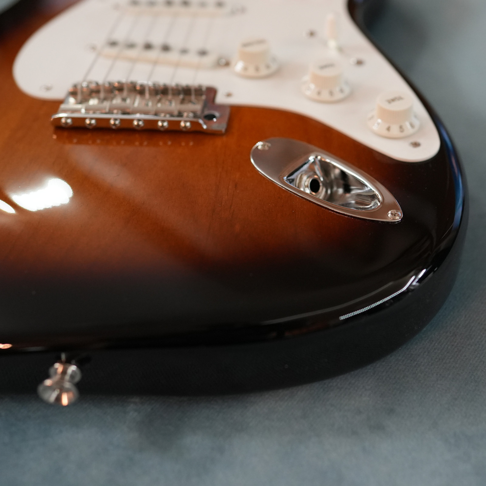 Fender Made in Japan Heritage 50s Stratocaster Maple 2-Color Sunburst