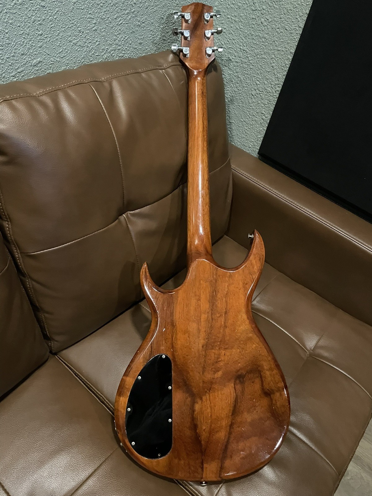 1983-87 Carvin DC200 Koa! w/OHSC