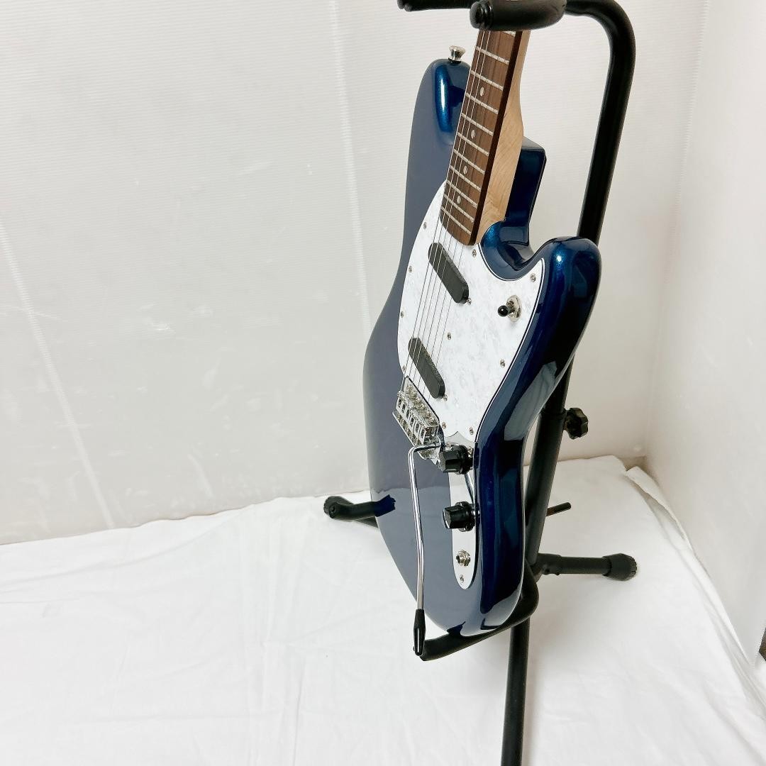 BACCHUS Mustang Electric Guitar Navy Blue Excellent Condition with Arm