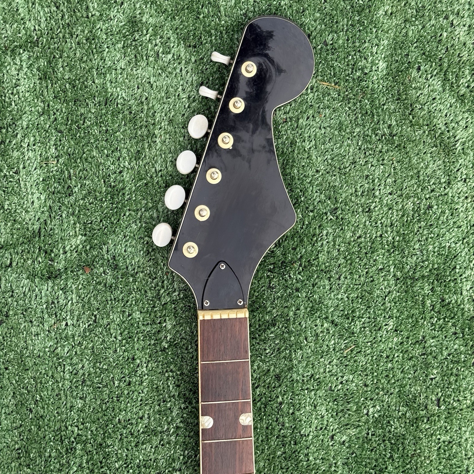 Vtg Norma Red Sparkle EG470 Electric Guitar Glitter Three Pickup Needs Truss Rod