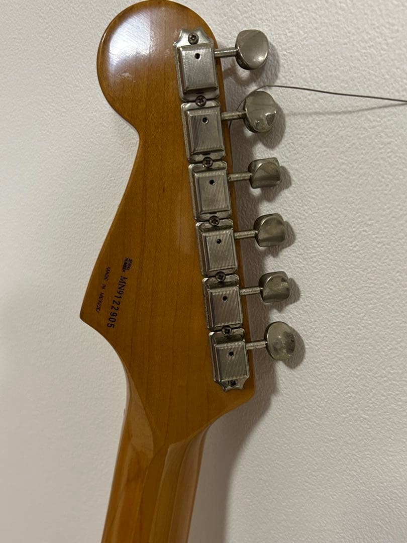 FENDER Stratocaster ’50s Mexico Electric Guitar with Strap & Hard Case