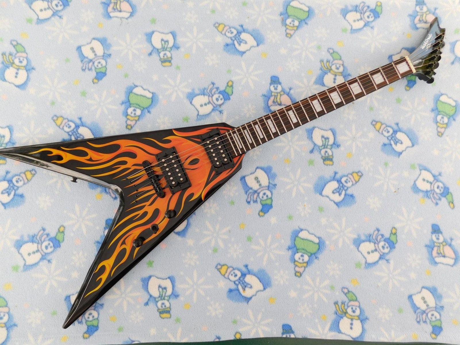 Westcreek Cerberus Set Neck Flying V, Coil Splitting,Capacitor Upgrade, Cool