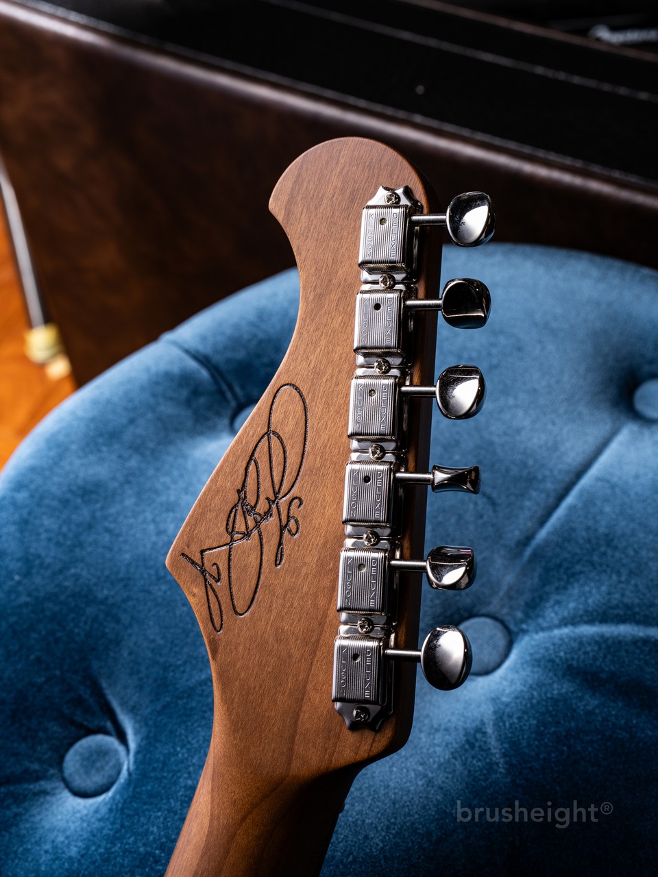 Paoletti Guitars Nancy Loft SP90 – 131 Butterscotch – Terry Reid Limited Edition
