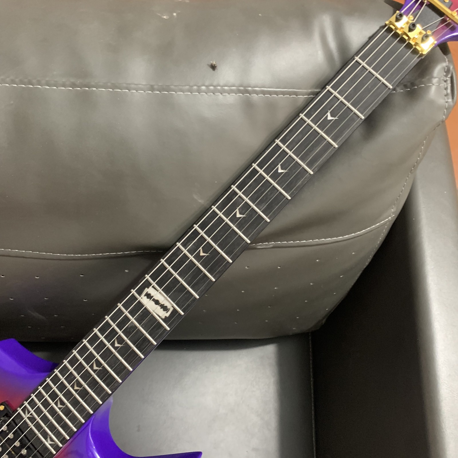 Purple Red Burst Razor V Electric Guitar for Metal Hard Rock Players HHFR Bridge