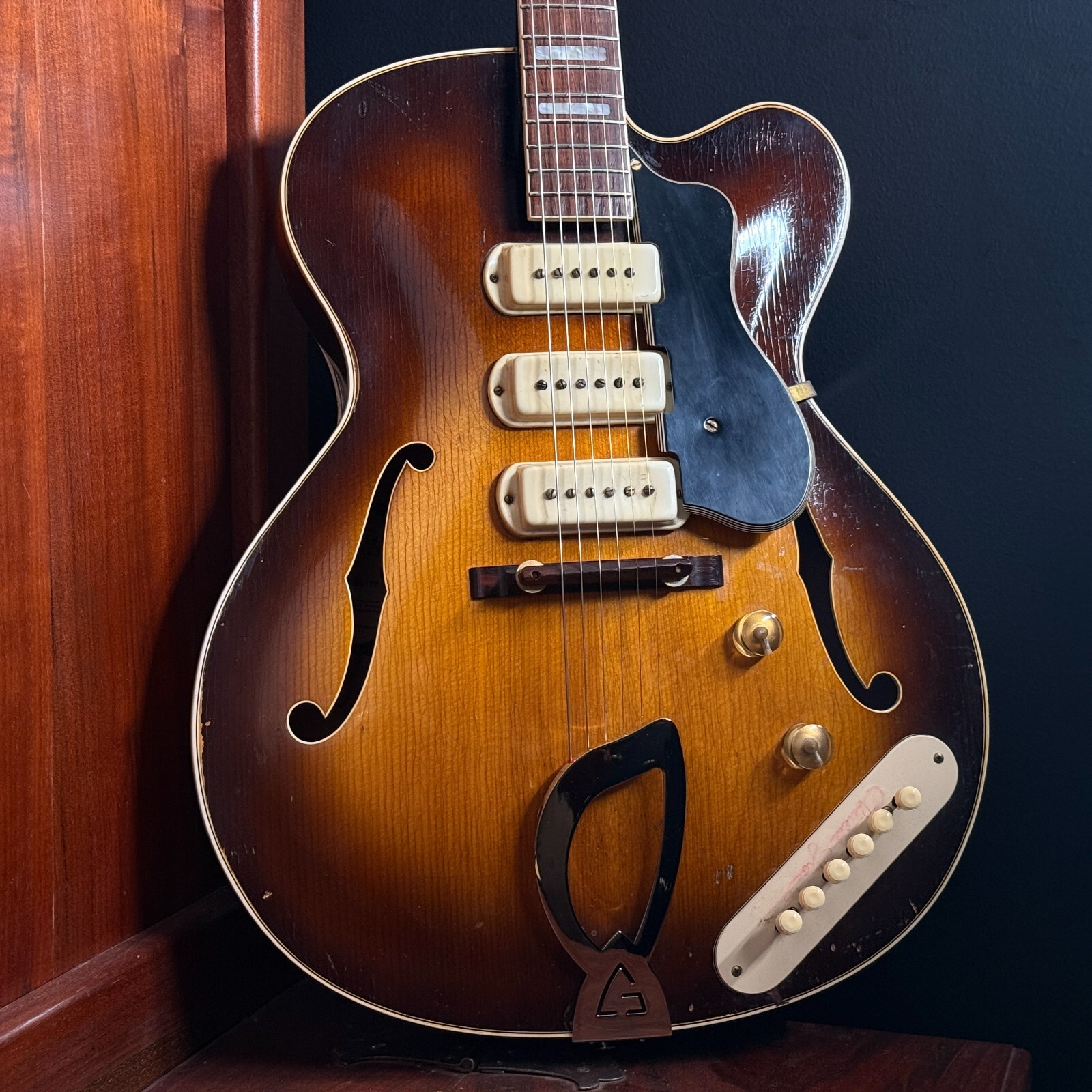 1954 Guild X-350 Stratford Electric Archtop – Very Early Example