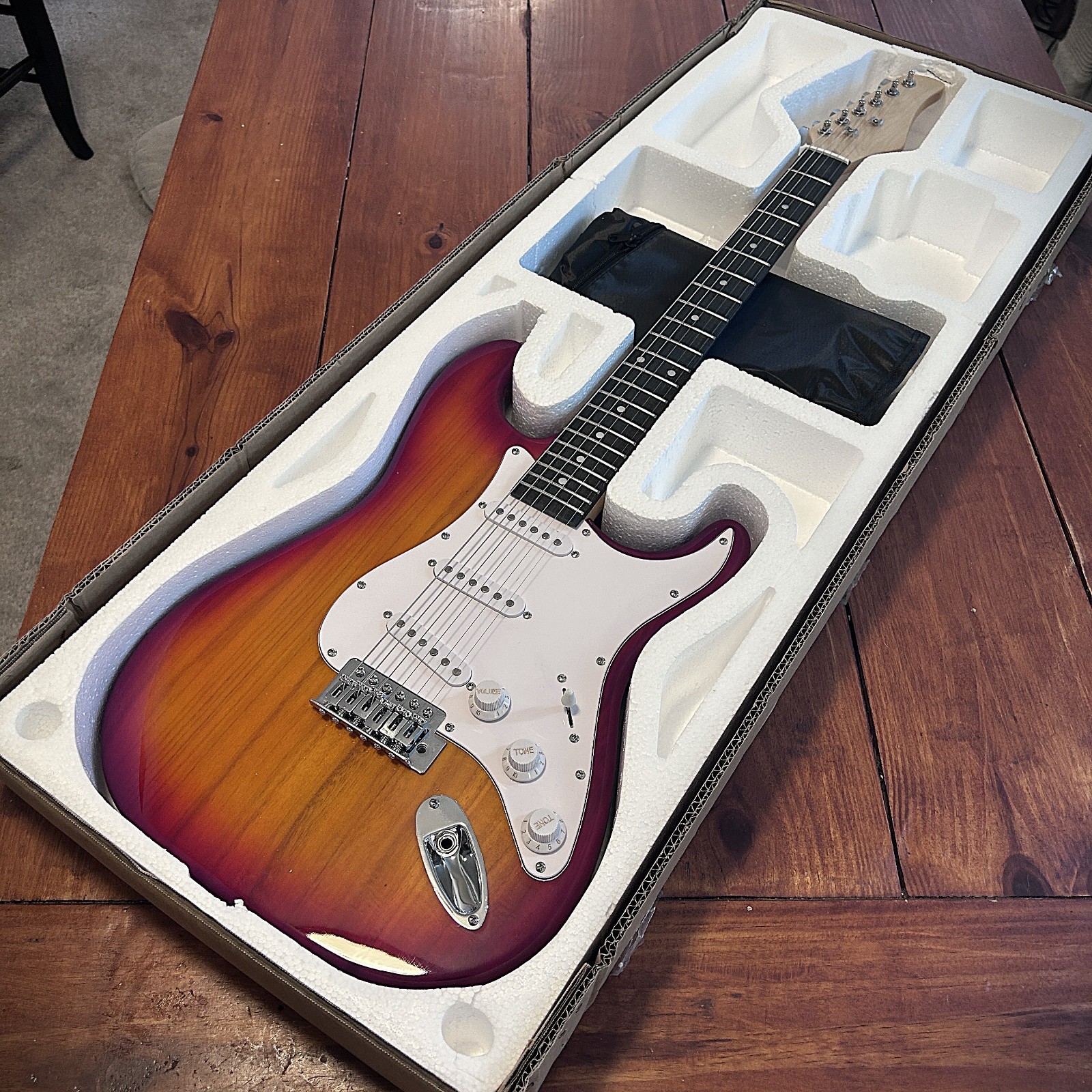 Cherry Sunburst Electric Guitar Package with Gig Bag, S-S-S Pickups, Full-Size