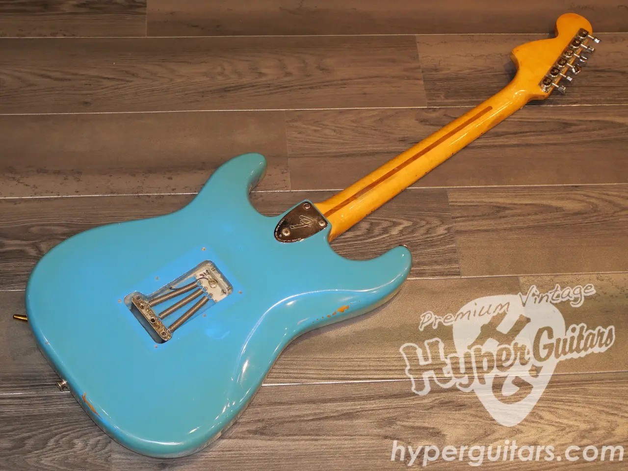 Fender ’81 Stratocaster Maui Blue Electric Guitar Player’s Gear Hard Case