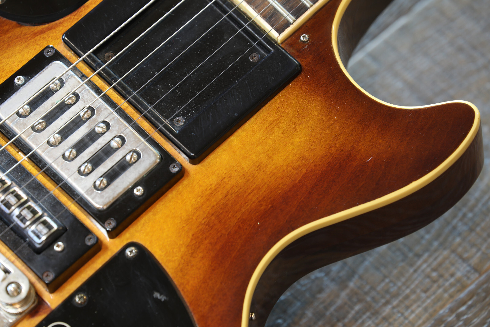 Vintage! 1977 Roland GS-500 Paraphonic Synth Electric Guitar Honey Burst + OHSC