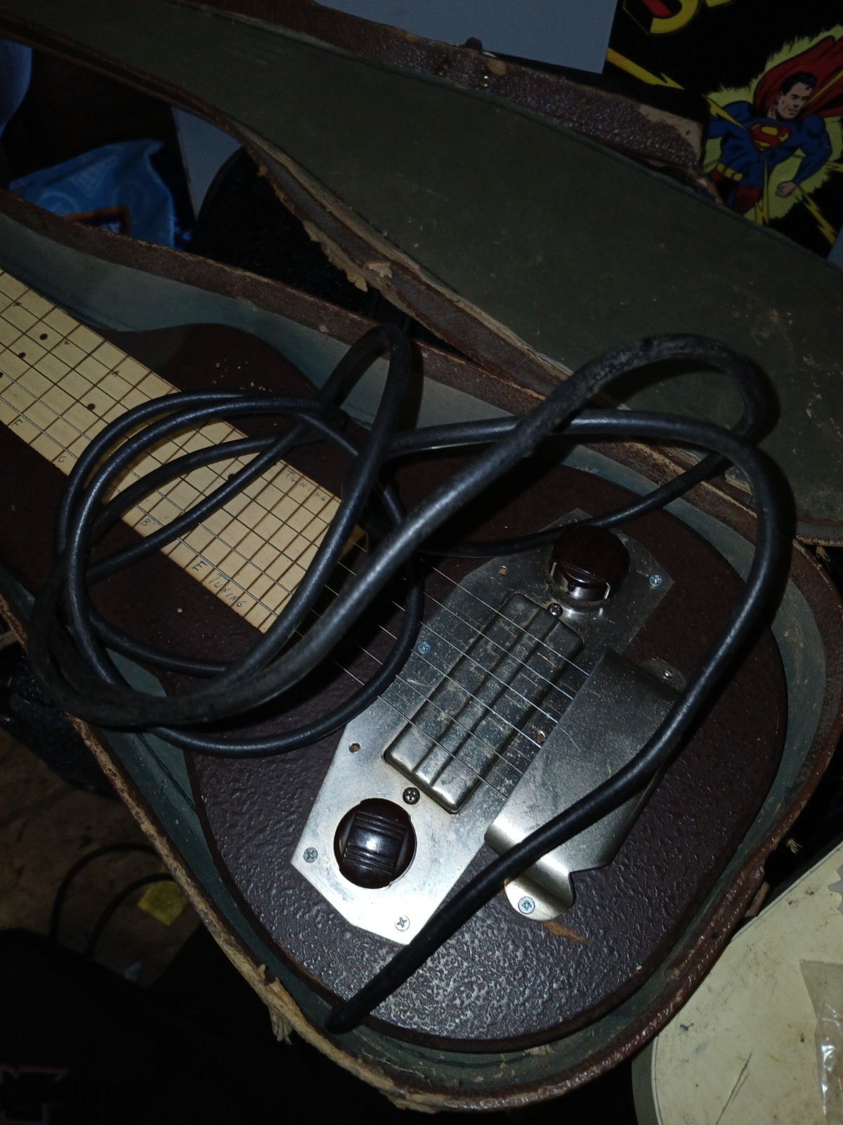 1950’s LAP STEEL HARMONY-w/original Beat Up Chipboard Alligator Case