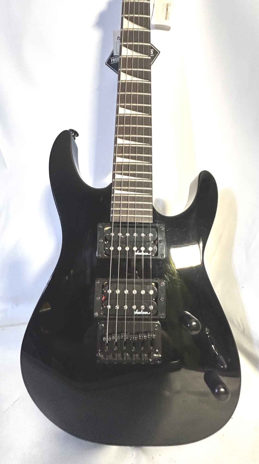 Jackson JS22DKA Dinky Archtop Mini Traveler ElectricGuitar Great Conditions case