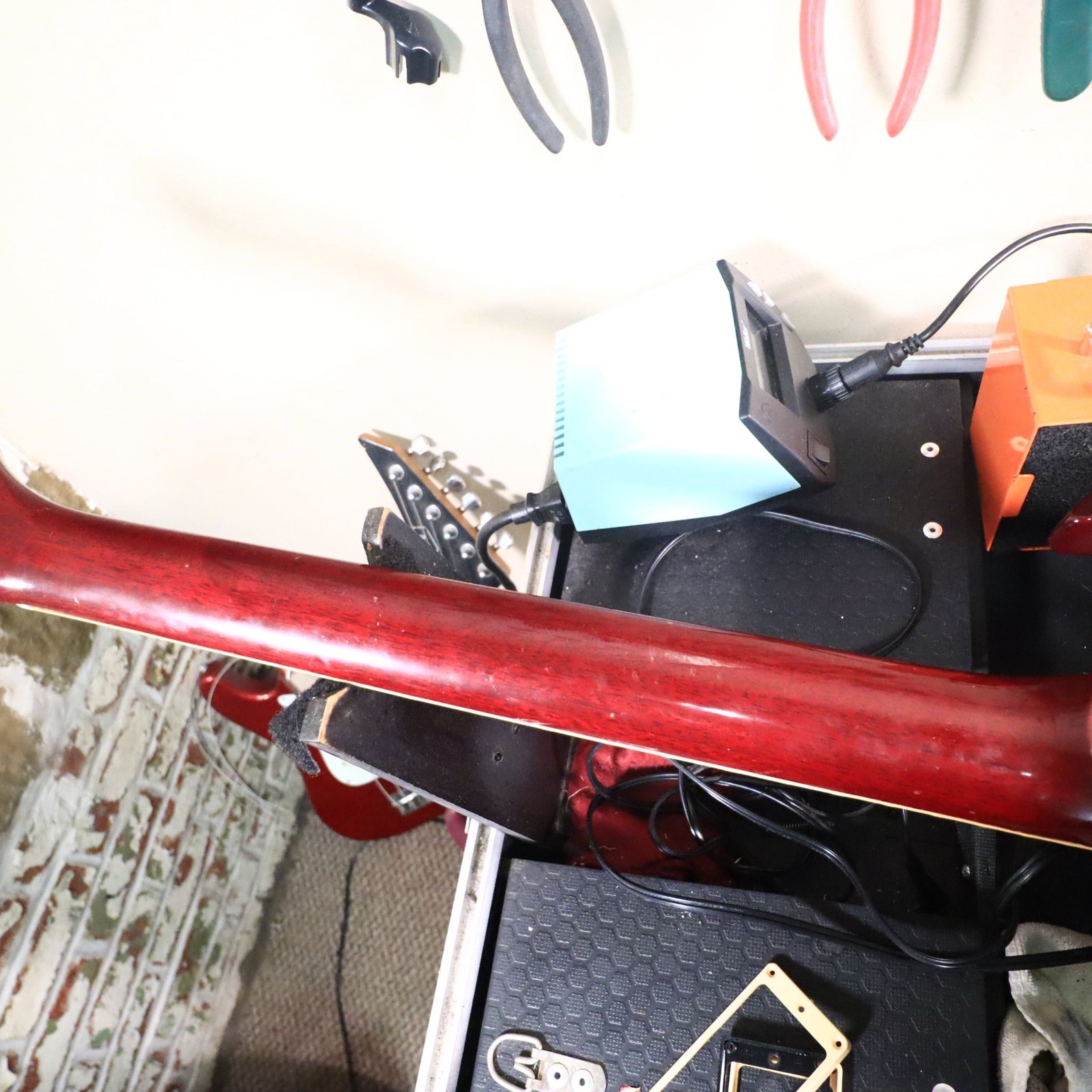 1982 Gibson SG Standard Cherry Red (Modified)