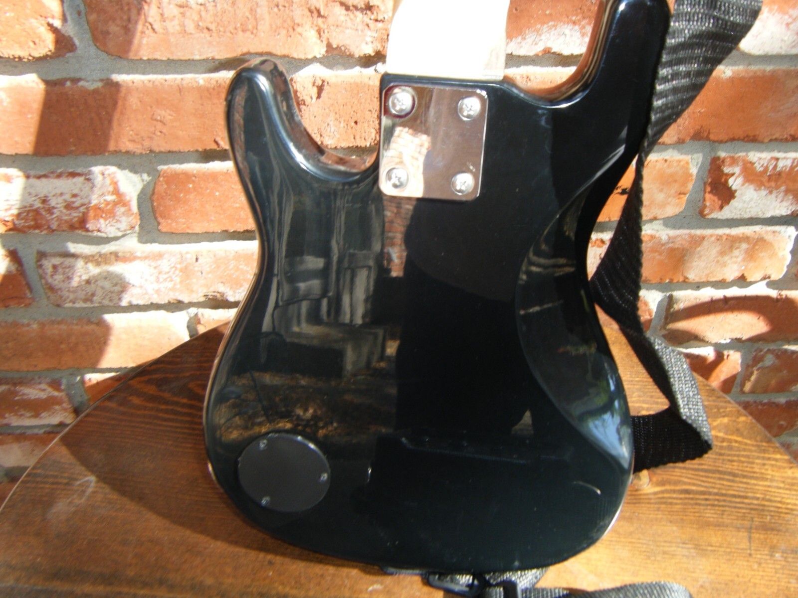 😍 BC ELECTRIC GUITAR CHILD 30” 6-STRING 21-FRET W/ STRAP & AMPLIFIER ST135 3PT8