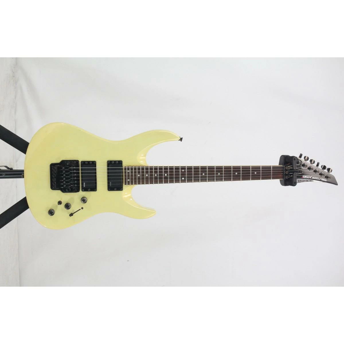 YAMAHA RGX820J Electric Guitar