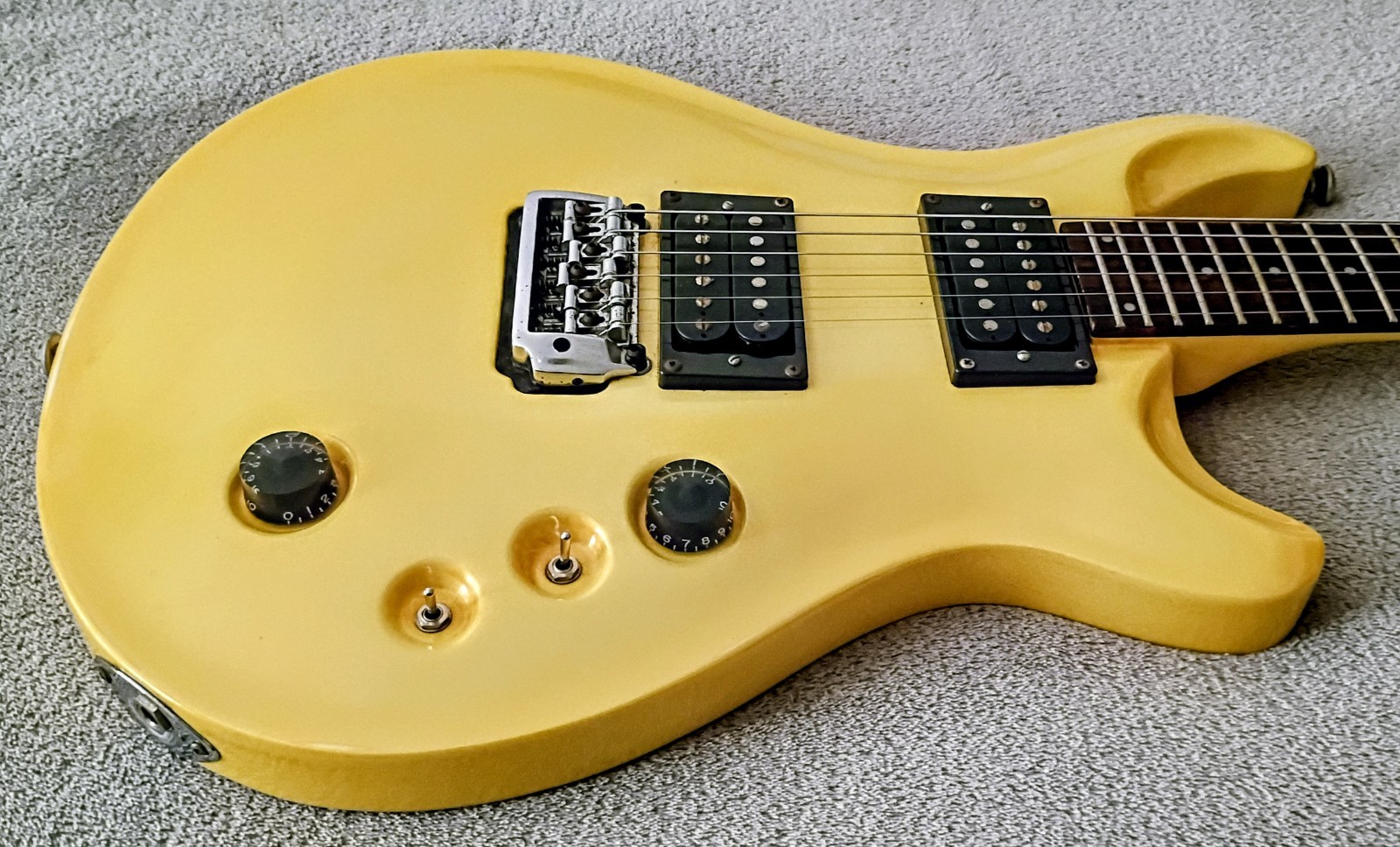 Vester Oar Guitar ’80s ’90s (Korea) Carved Maple/ Set Neck ~ Coil Split ~ Gotoh