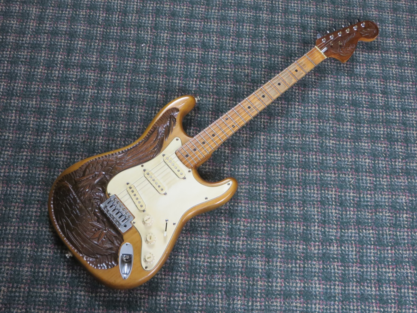1970s Univox Japan Carved Eagle Singlecoil Model! MIJ! w/OHSC