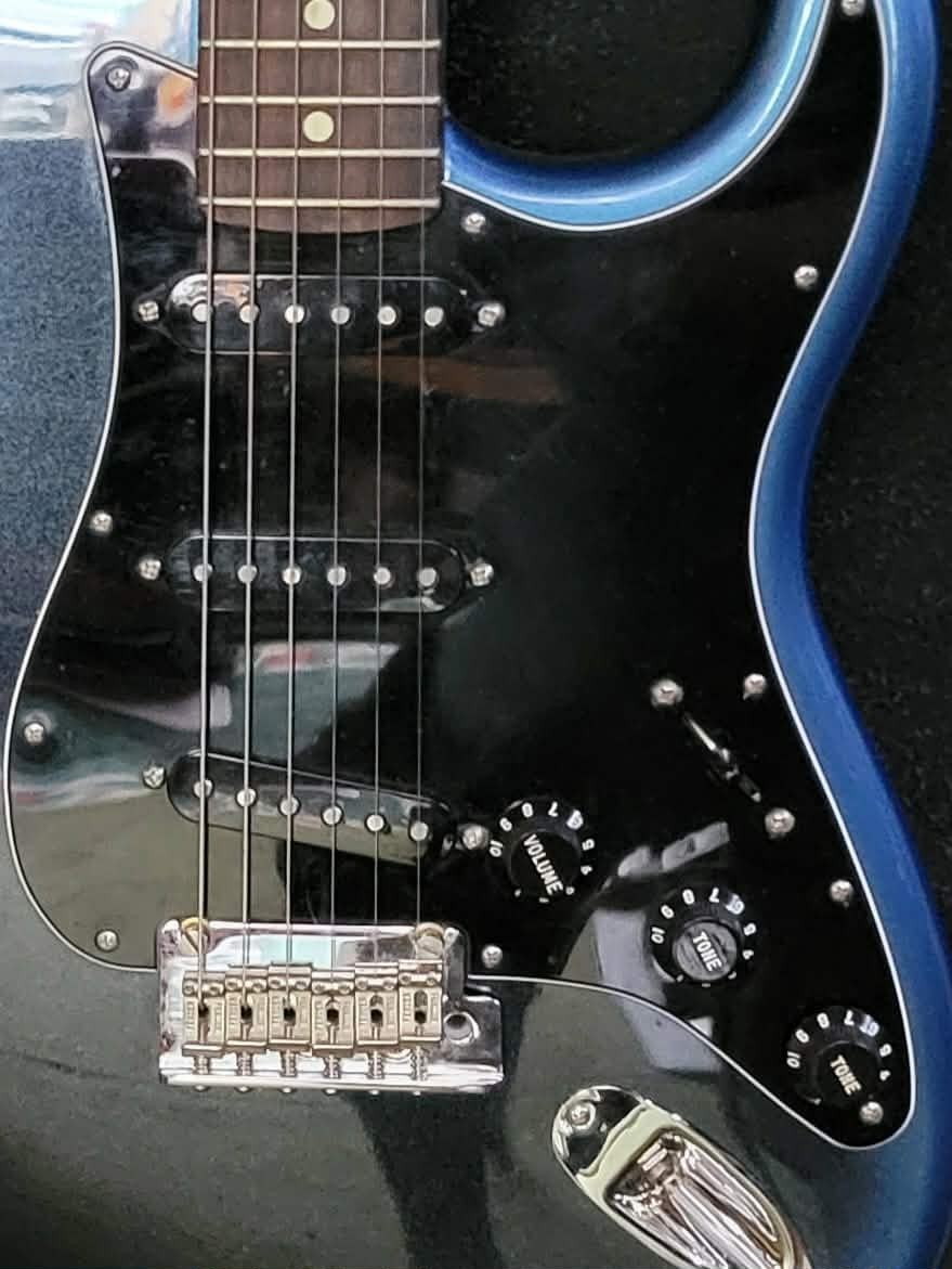 75th Ann. Fender American Professional II Stratocaster – Dark Night Rosewood