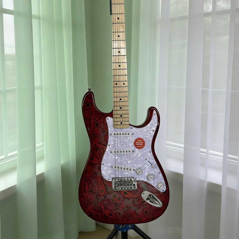 Factory electric guitar,maple neck,maple fingerboard for beginners fast ship