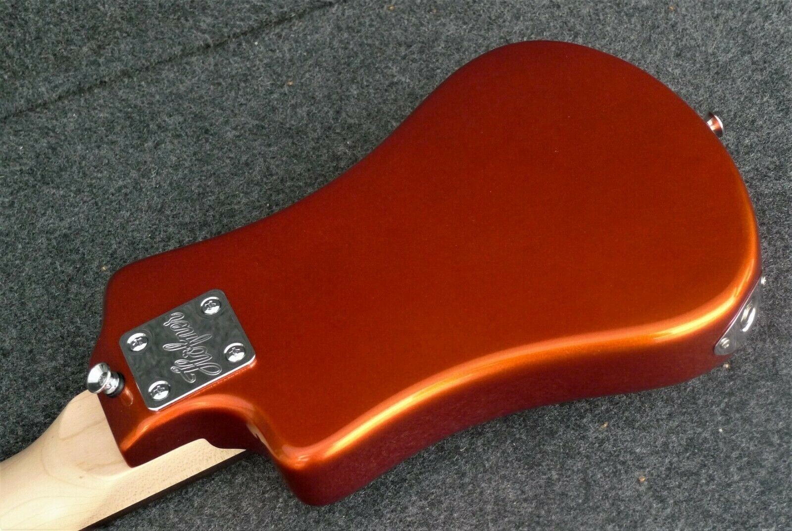 HOFNER HCT-SH-MO SHORTY TRAVEL Electric Guitar METALIC ORANGE with Gig Bag
