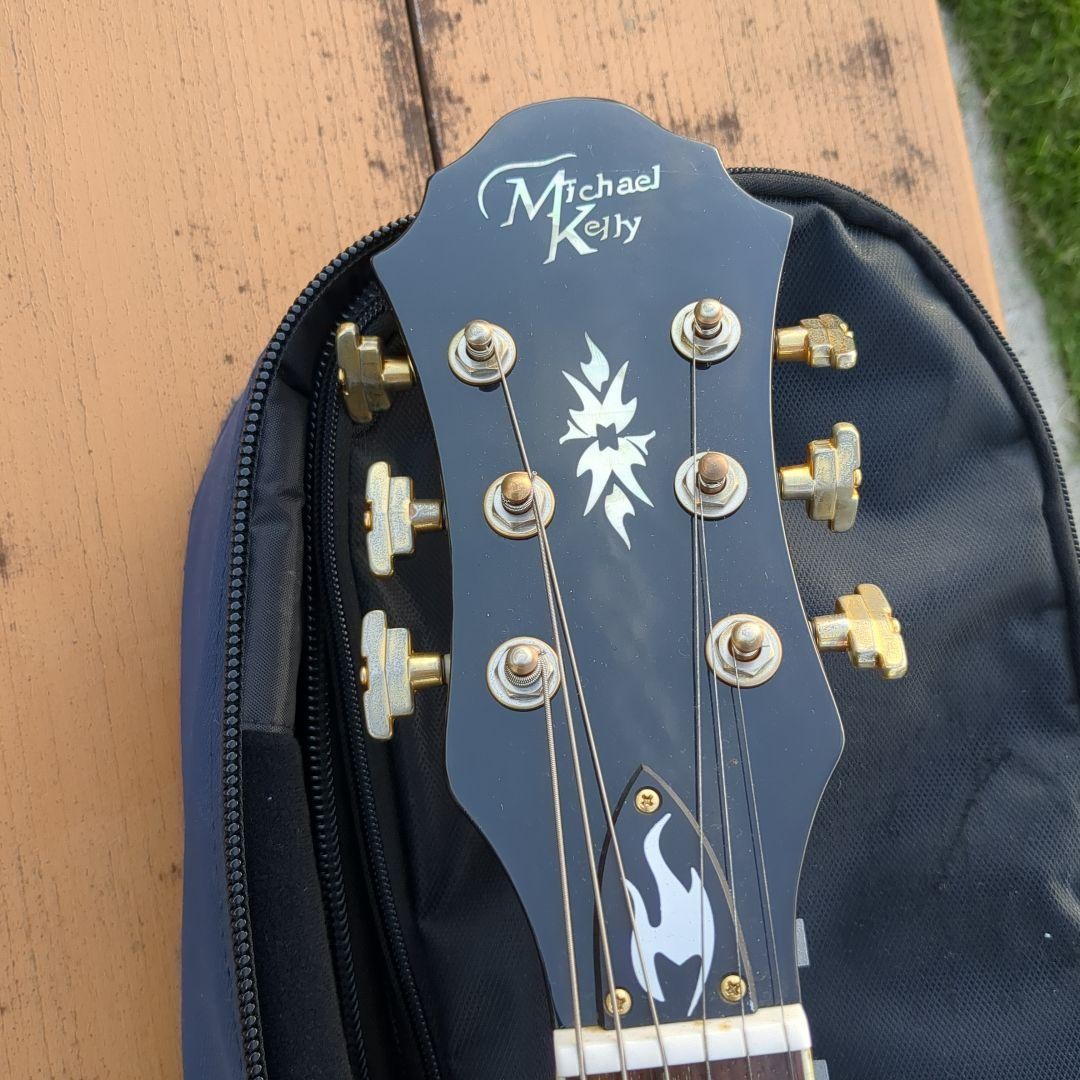 Michael Kelly Semi-Acoustic Guitar Special Gig Bag With Strap