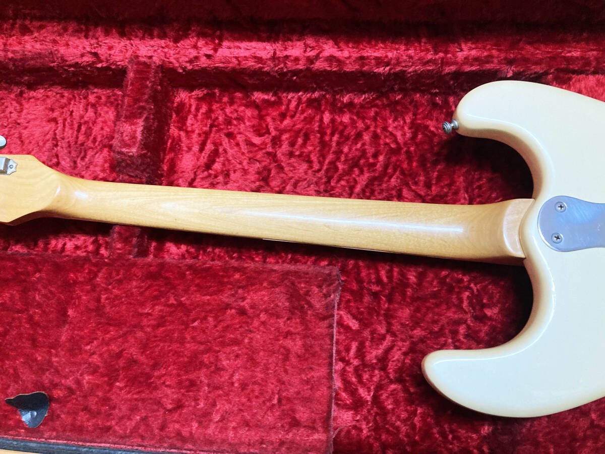 Mosrite The Ventures Model Pearl White 65Late 80’S Early 90’S Estimated With Hc
