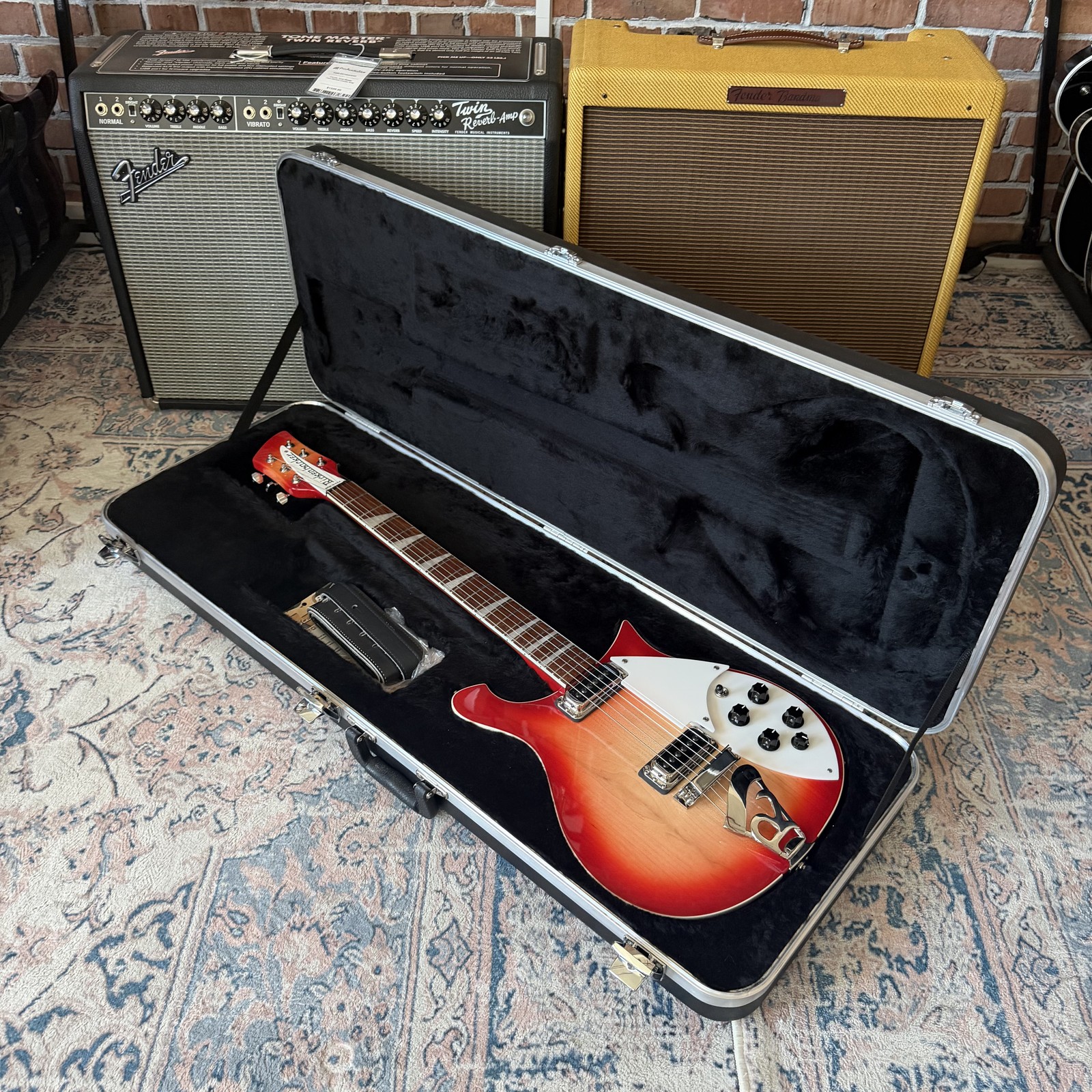 Used Rickenbacker 620 Fireglo 2025 w/OHSC