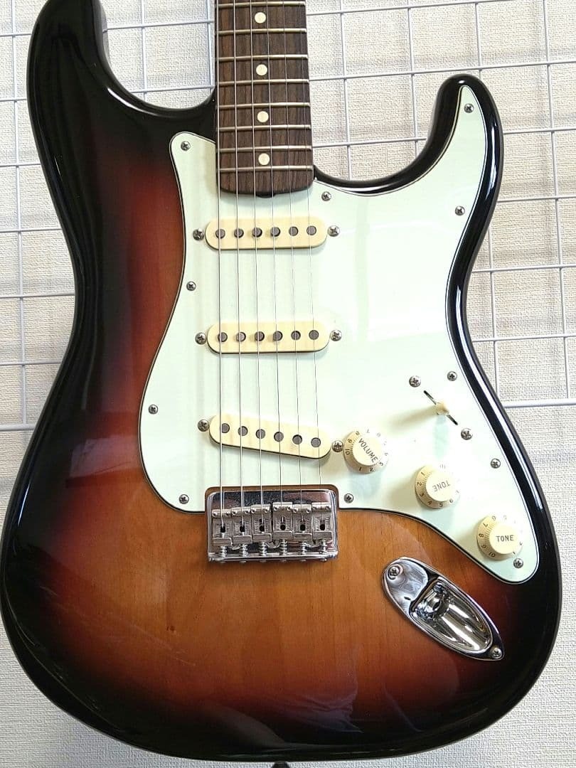 Fender Robert Cray Stratocaster Sunburst Mexico 2022 3.35kg Excellent Condition