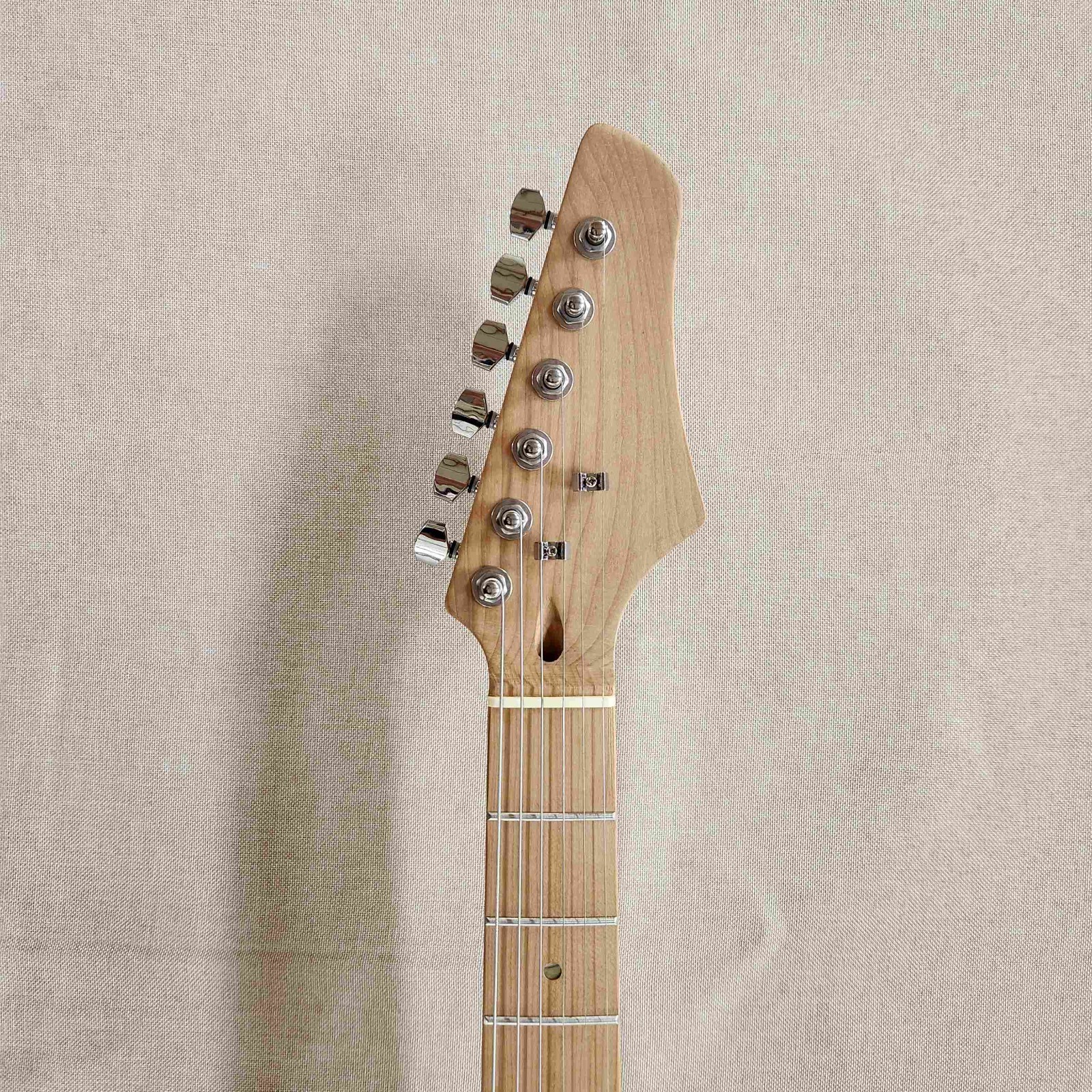 DIY Electric Guitar Unfinished Kit Maple Fretboard Fixed Bridge Mahogany Body