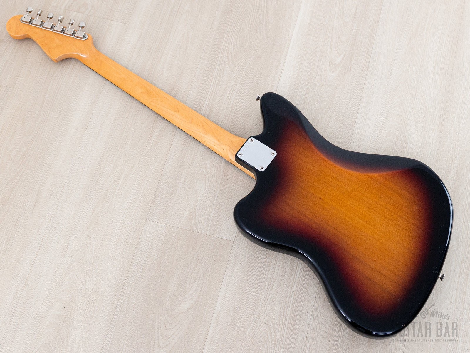 2006 Fender American Vintage ’62 Jazzmaster Sunburst w/ Case