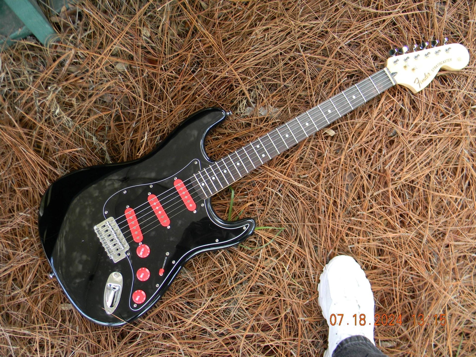 Squier “Custom Shack ” Stratocaster, Alnico 5 Pickups, Custom Wiring,Capacitor
