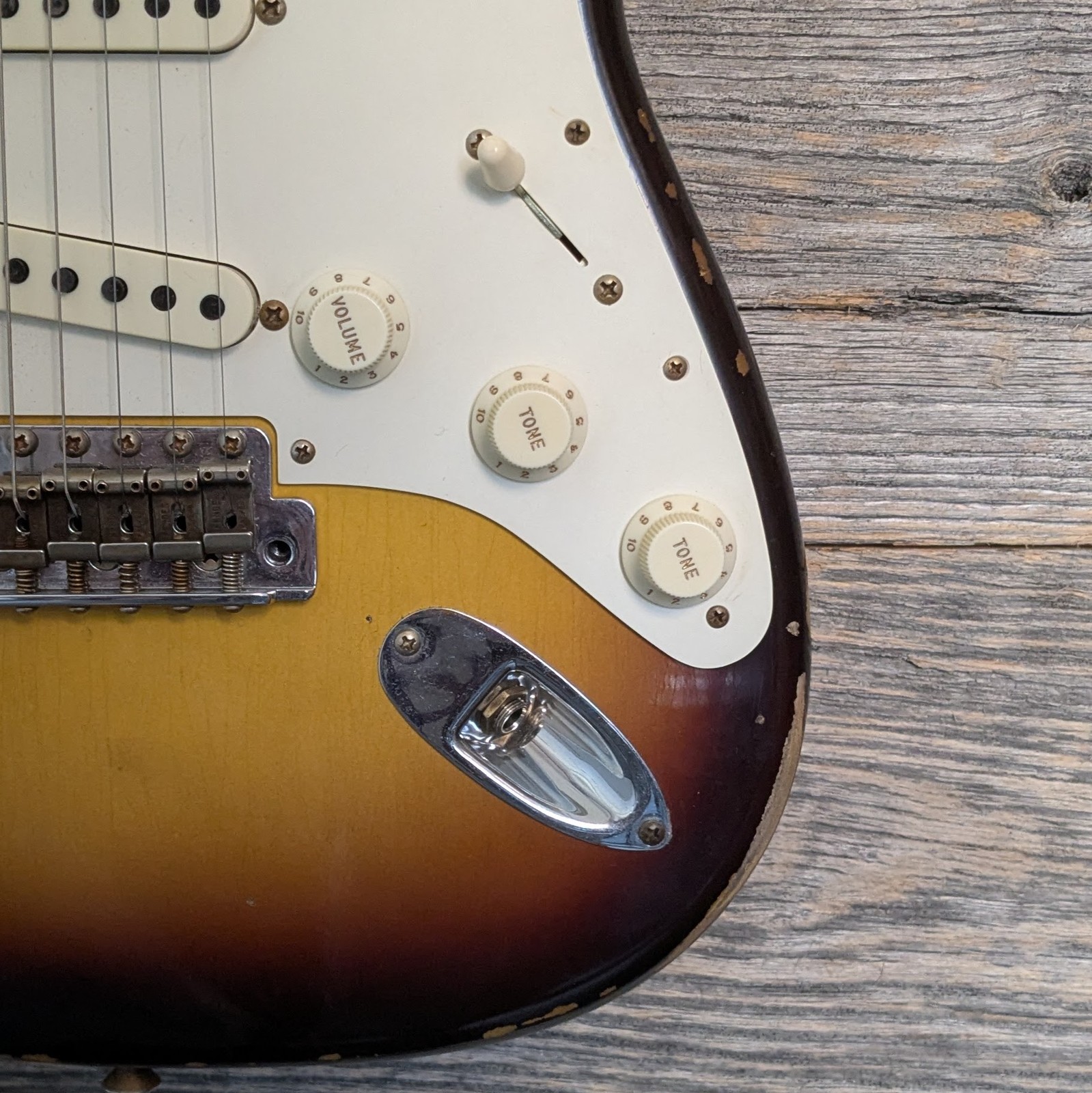 Used Fender Custom Shop 2022 Ltd Fat 50s Stratocaster – 2-Tone Sunburst w/OHSC