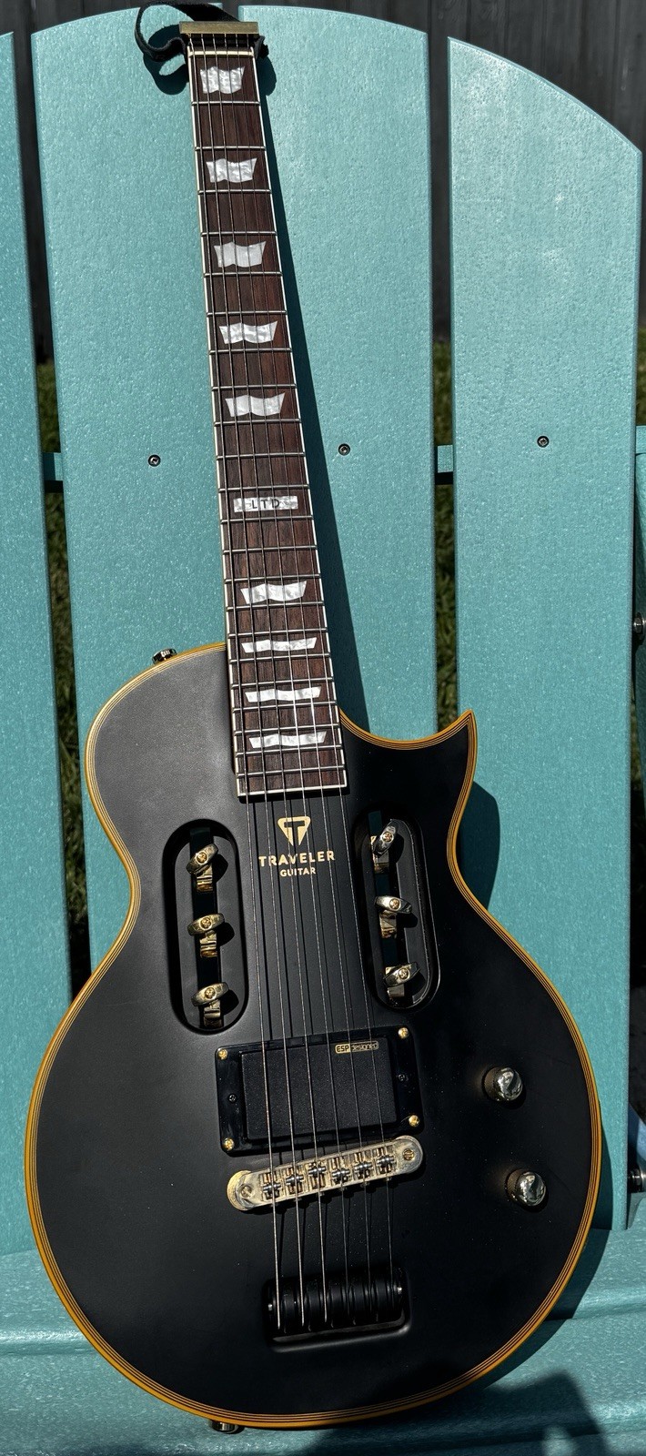 Traveler Guitar LTD EC-1 Headless Travel Electric Guitar Vintage Black w/Gig Bag