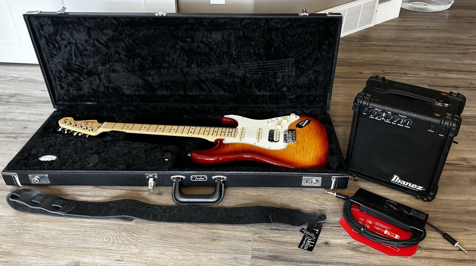 Fender LTD Stratocaster Siewre HSS Series With Hard Case, Leather Strap, & Amp